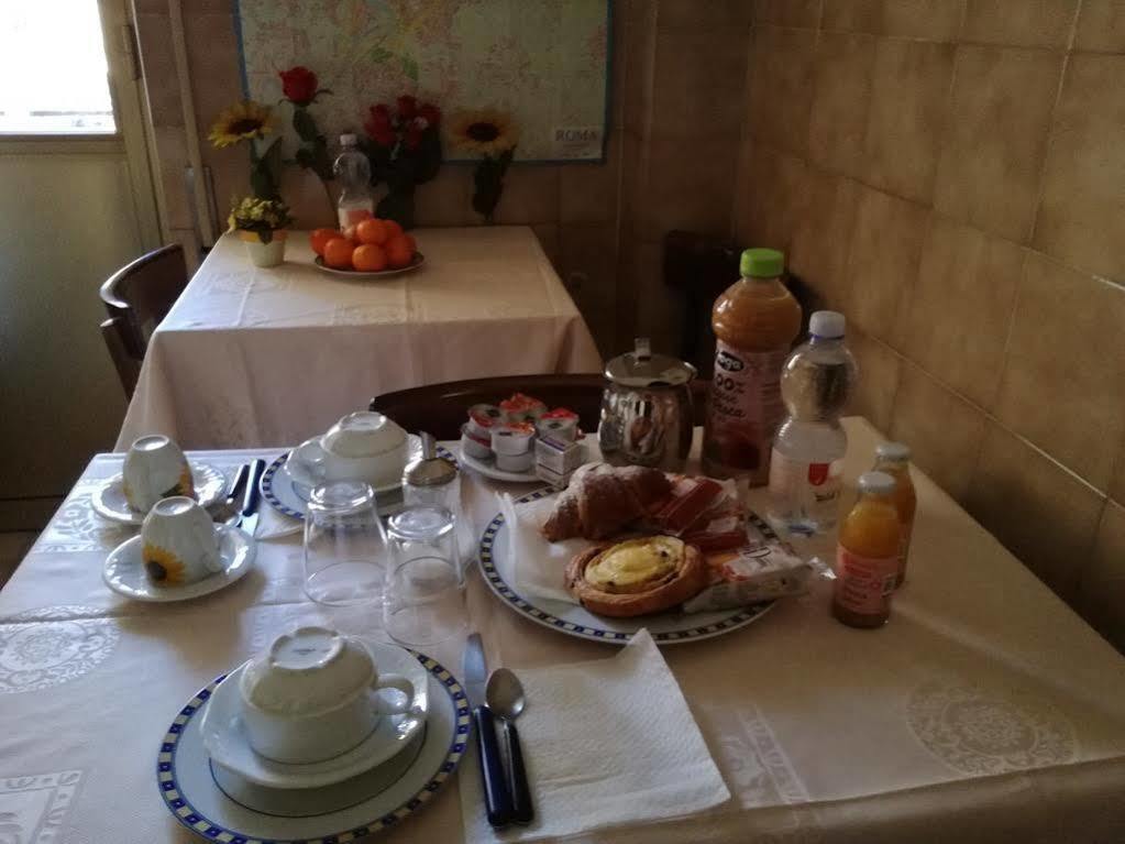 The Condottieri Rooms Róma Kültér fotó